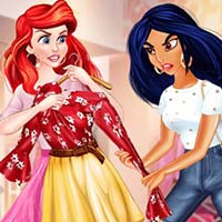 play Princesses Shopping Rivals Game